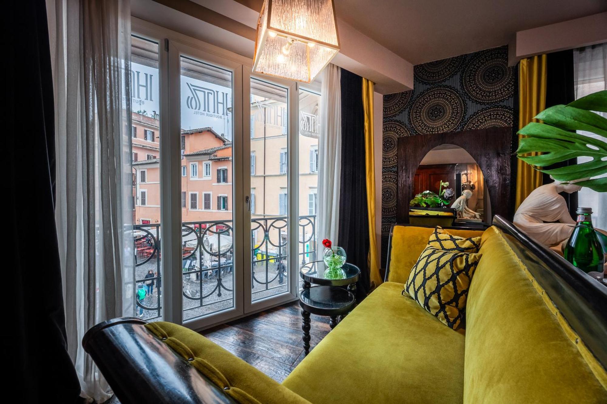 Ht6 Hotel Roma Esterno foto