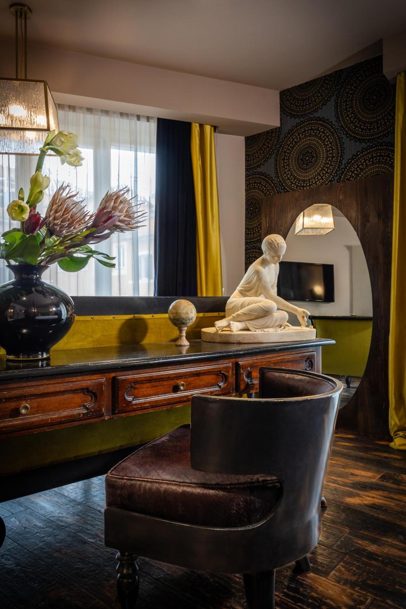 Ht6 Hotel Roma Esterno foto
